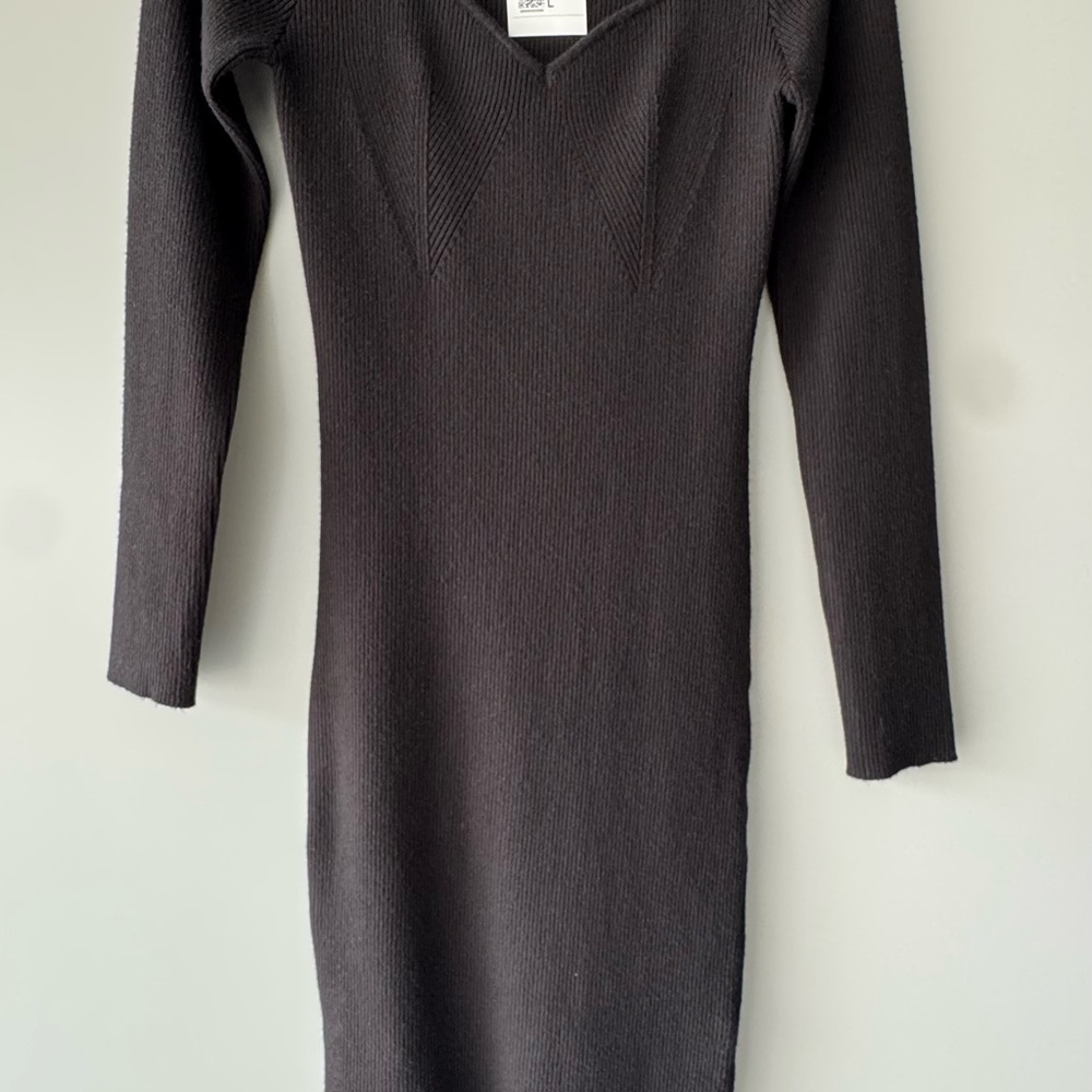 Forever 21 Gray V-Neck Sheath Dress